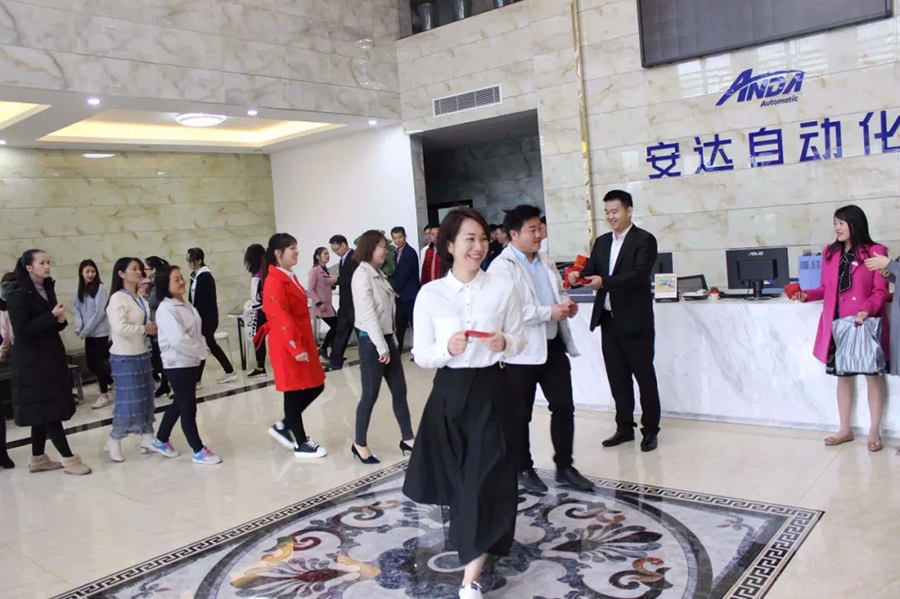 2019 | hb火博自动化恭祝您“猪”事顺利，开年大吉！